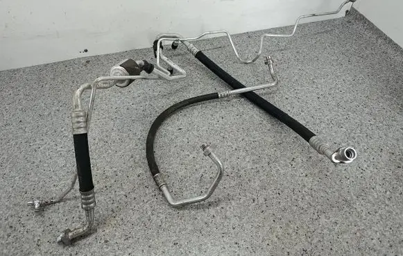 Renault Clio III Air conditioning (A/C) pipe/hose