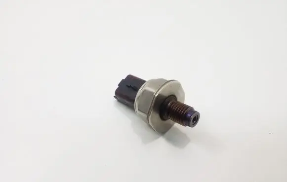Fuel pressure sensor