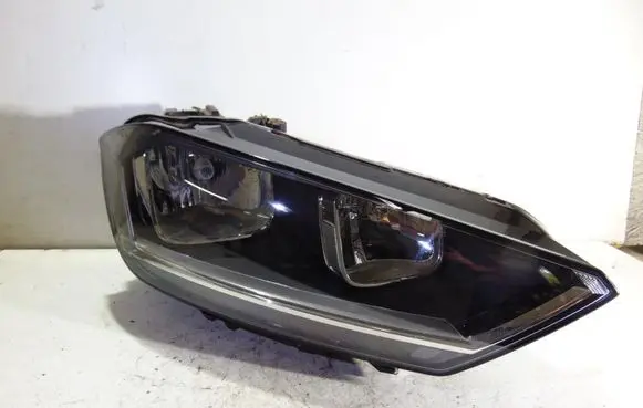 Volkswagen Golf VII Headlight/headlamp 517941006B