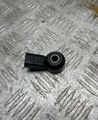 Audi A3 S3 8V Detonation knock sensor 030905377D