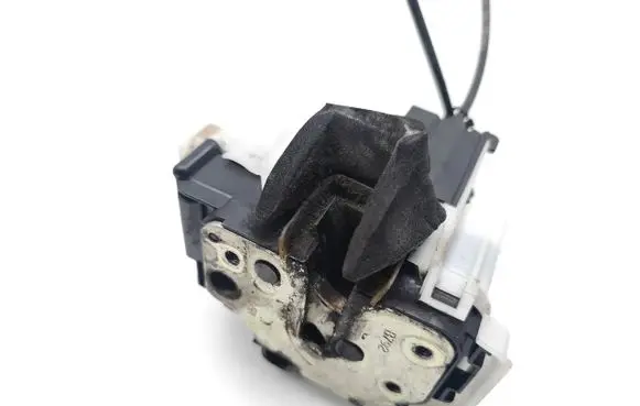 Opel Combo E Sliding door lock 51910350