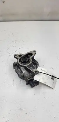 Nissan Qashqai Vacuum pump 146503760R