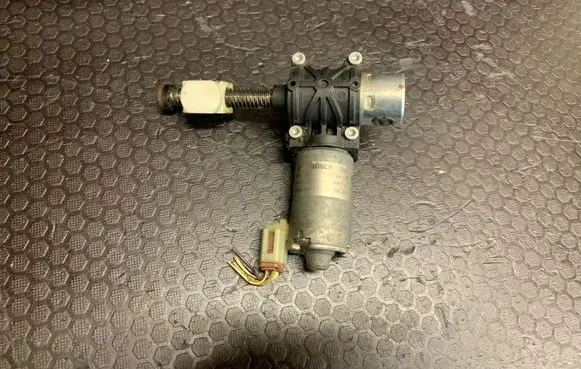 BMW 5 F10 F11 Seat adjustment motor 4498746
