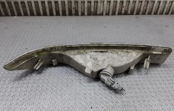Front indicator light