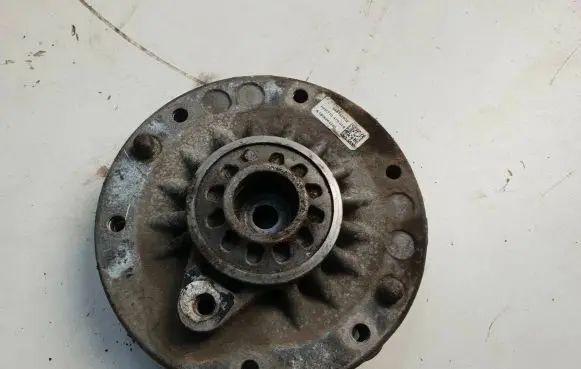 BMW 1 F20 F21 Front upper strut mount 688192902 A1806264340 HHCT1047001A