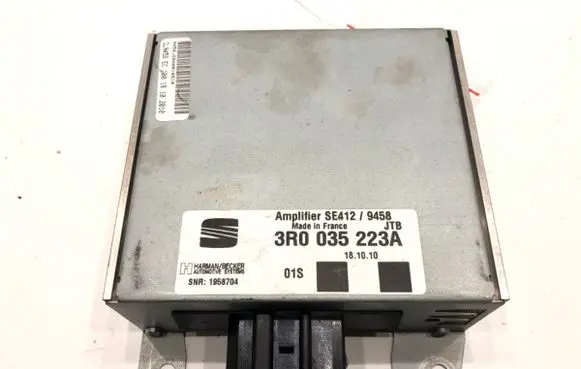 Seat Exeo (3R) Sound amplifier 3R0035223A