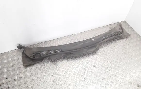 Volvo C30 Wiper trim