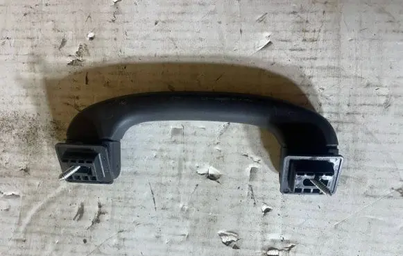 BMW X5 E70 A set of handles for the ceiling 8037374