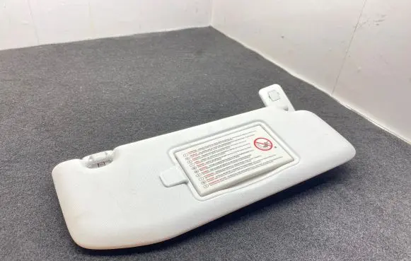 Peugeot 208 Sun visor