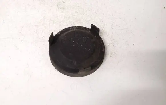 Volvo S40, V40 Headlight/headlamp dust cover 147969