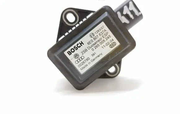 Audi A8 S8 D3 4E ESP acceleration yaw rate sensor 8E0907637A 0265005245 0026780