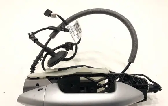 Skoda Octavia Mk4 Front door exterior handle 