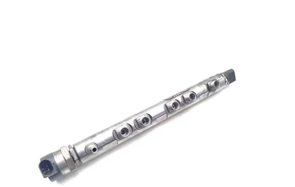 BMW 3 E92 E93 Fuel main line pipe 7809128 0281002949 0445214183