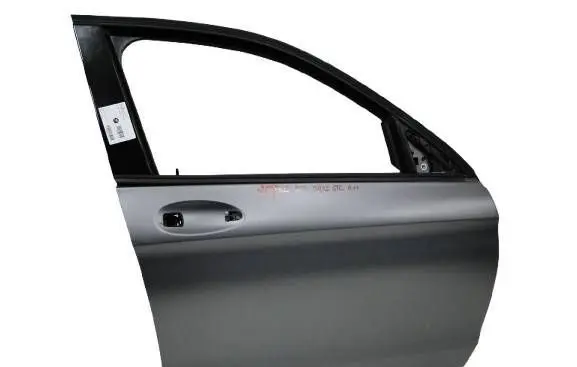 Mercedes-Benz GLC X253 C253 Front door A2537200405