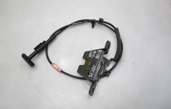 Volkswagen Jetta VI Seat back rest lock catch 5C6885682