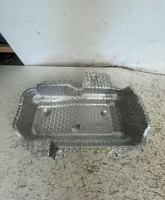 Renault Megane IV Battery tray heat shield 205404586R
