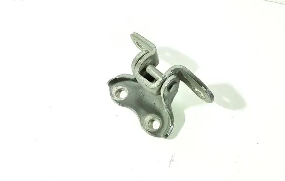 Toyota Auris 150 Front door lower hinge 