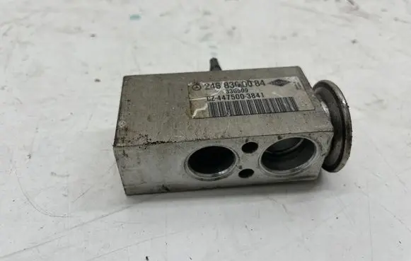 Mercedes-Benz B W246 W242 Air conditioning (A/C) expansion valve 2468300084