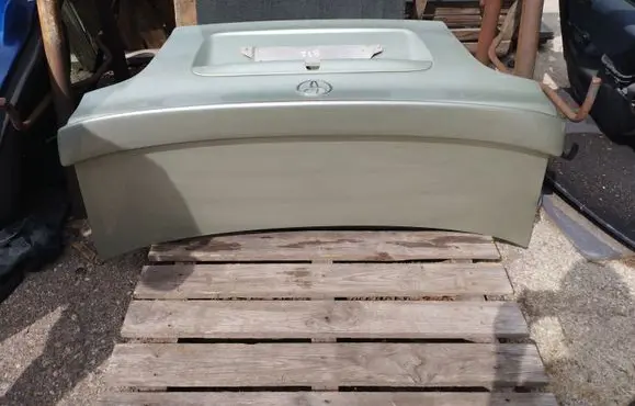 Toyota Avensis T220 Tailgate/trunk/boot lid