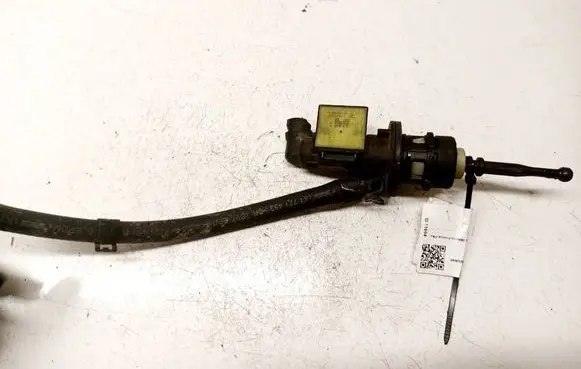 Audi A3 S3 8P Clutch master cylinder 6284000056