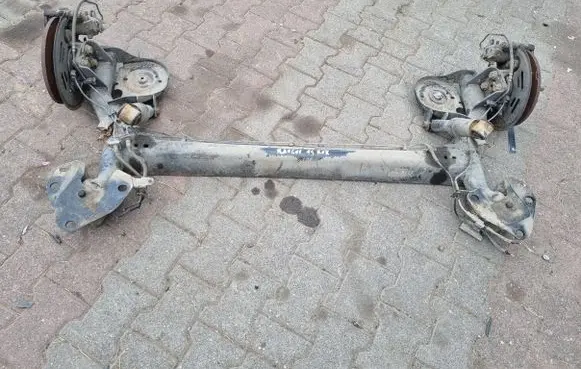 Renault Kangoo II Rear axle beam with reductor 
