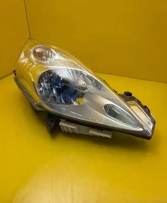 Nissan Leaf I (ZE0) Headlight/headlamp 260103NL0A