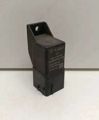 Peugeot Expert Glow plug pre-heat relay 9803299780 51299058A