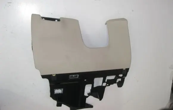 Glove box