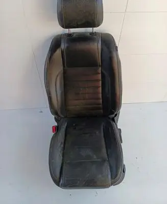 Ford Mustang V Front driver seat 