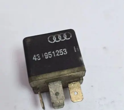 Audi A4 S4 B7 8E 8H Other relay 431951253h
