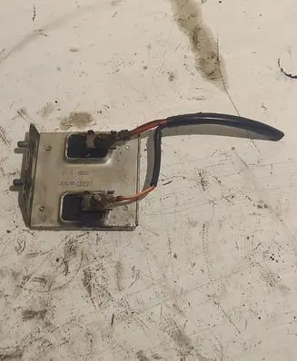 Coolant fan relay