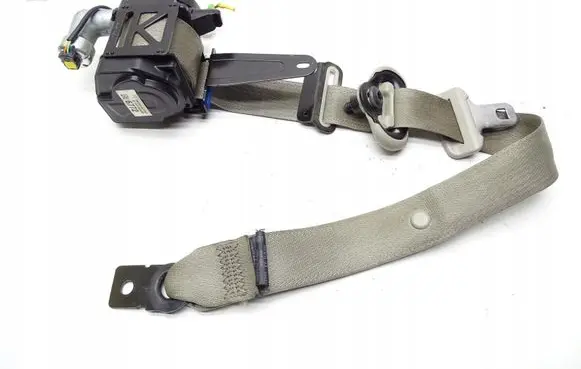Opel Antara Front seatbelt