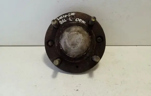 Volvo S40, V40 Rear wheel hub