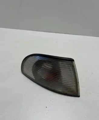 Audi A4 S4 B5 8D Front indicator light 8D0953050A 16089917 131206919