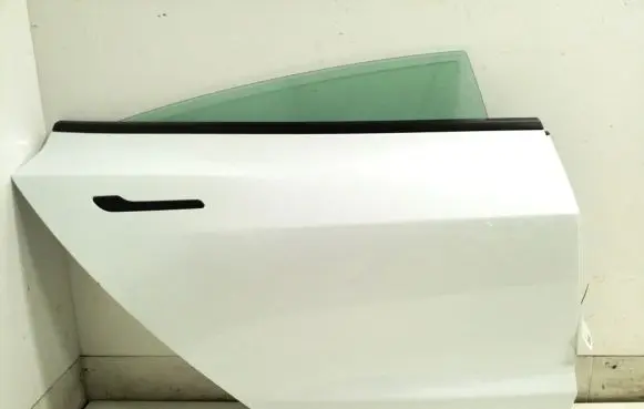 Tesla Model 3 Rear door 1081440-E0-C