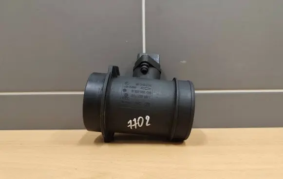 Audi A6 S6 C5 4B Mass air flow meter 0281002429 059906461E