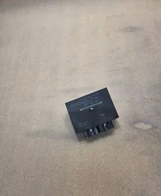 Audi A8 S8 D2 4D Parking PDC control unit/module 4D0919283