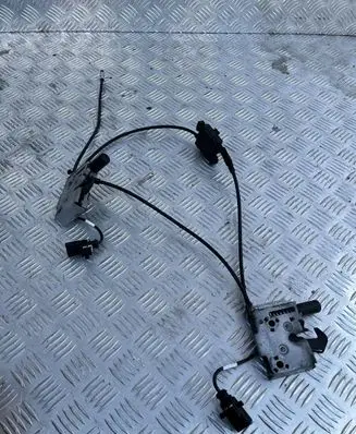 Volkswagen Taigo Engine bonnet/hood lock release cable 8S0823509C