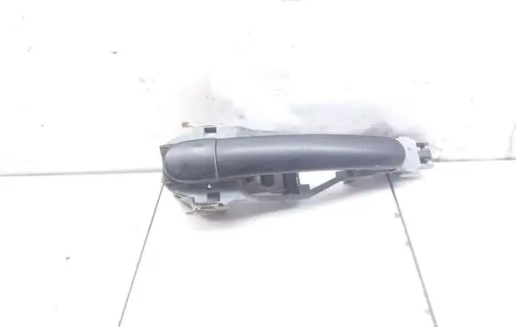 Volkswagen PASSAT B5 Front door exterior handle 6Q0837885
