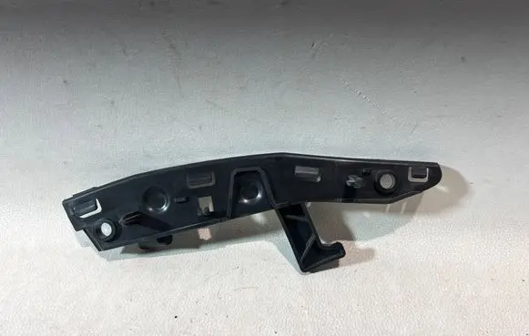 Citroen C3 Front bumper mounting bracket 9683465680