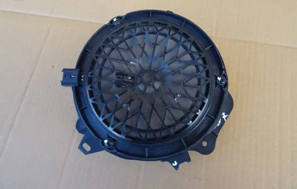 Citroen DS7 Crossback Rear door speaker 9817150780 98689V1