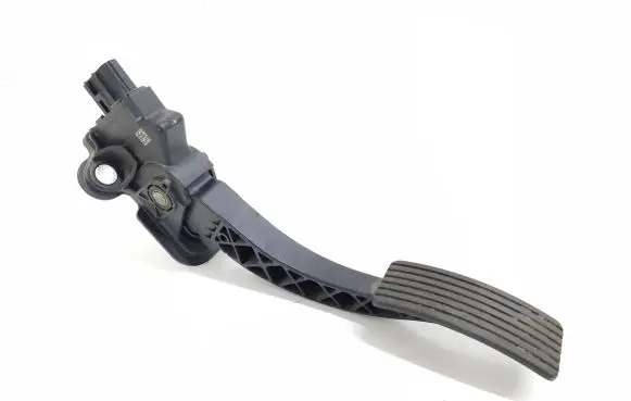 Citroen C-Crosser Accelerator throttle pedal MN101544 0701303A 45785237039