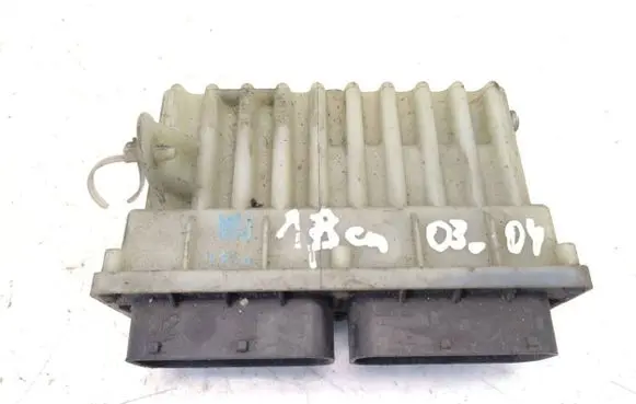 Opel Zafira A Coolant fan relay 24462346 15408375