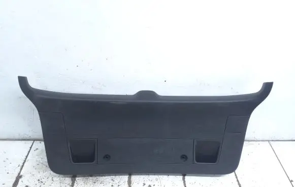 Volkswagen PASSAT B6 Tailgate/boot lid cover trim 3C9867605D