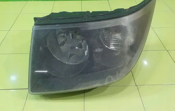 Volkswagen Crafter Headlight/headlamp PRZOD
