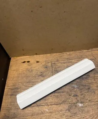 Front sill trim cover