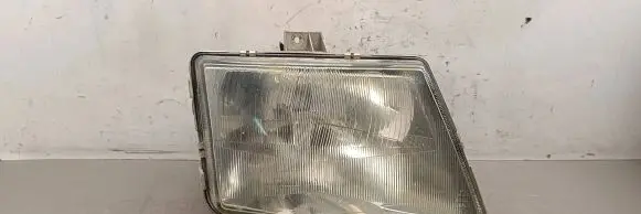 Mercedes-Benz Vito Viano W638 Headlight/headlamp 6388200161