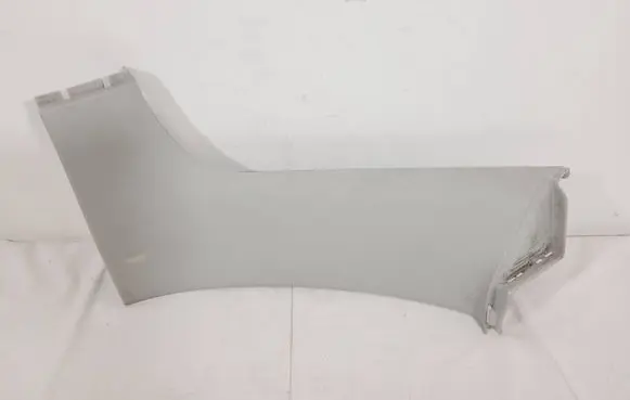 (D)pillar trim (top)