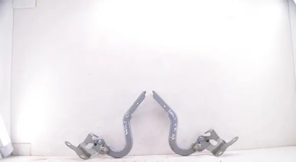 Toyota Yaris Engine bonnet/hood hinges 850R 8S7