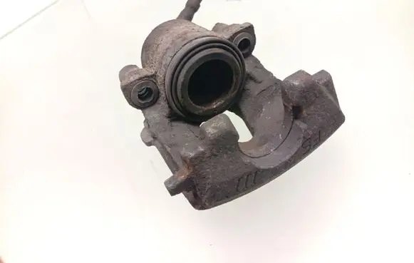 Volkswagen Golf VI Front brake caliper 